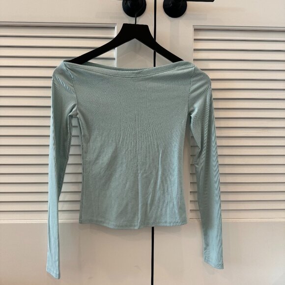 Reformation Off-the-shoulder Top - Picture 1 of 1